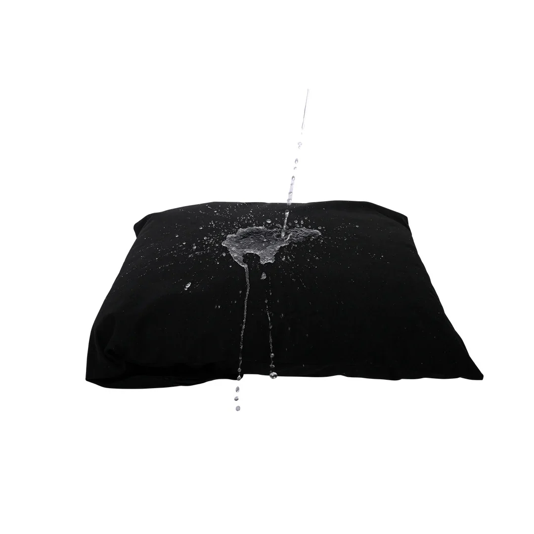 1341-sportsheets-black-pivot-pillow-protector-3.webp Sportsheets Black Pivot Pillow Protector