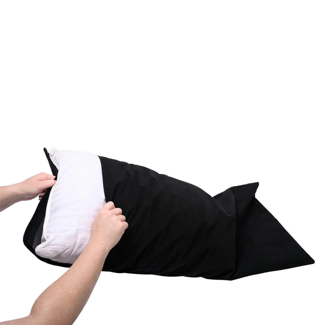1341-sportsheets-black-pivot-pillow-protector-4.webp Sportsheets Black Pivot Pillow Protector