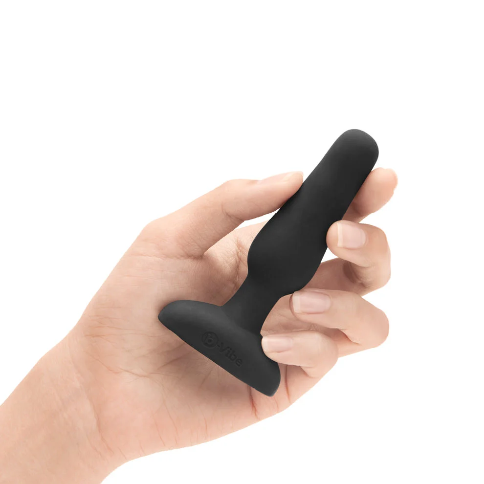 734-b-vibe-novice-plug-black-2.webp b-Vibe Novice Plug - Black