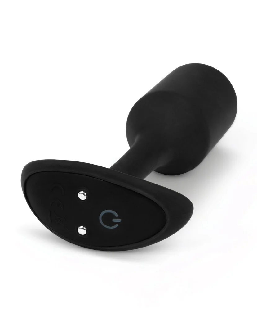 b-Vibe Vibrating Weighted Snug Plug M - Black