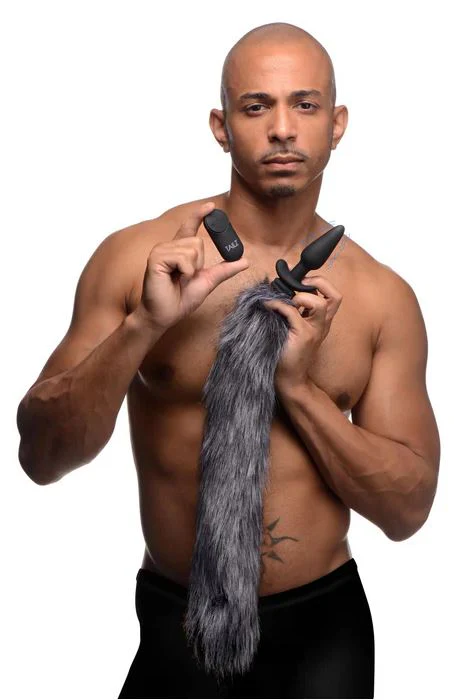 Tailz Vibrating Anal Plug & 3 Tails With Remote Control